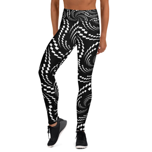 Elevate Her Leggings Leggings